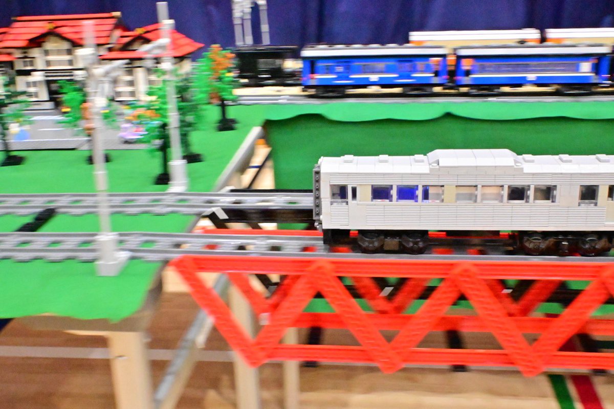 流し撮りにハマったトレイン卓
#レゴ
#LEGO
 #YBF2026