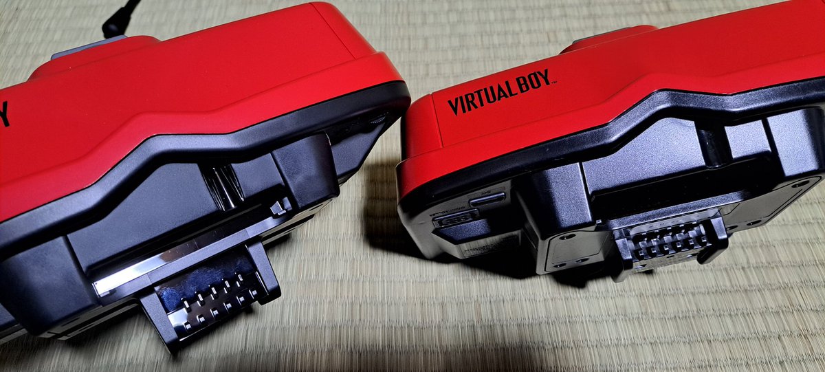 カセット挿入口は塞がっています コントローラー、左右の十字キーは