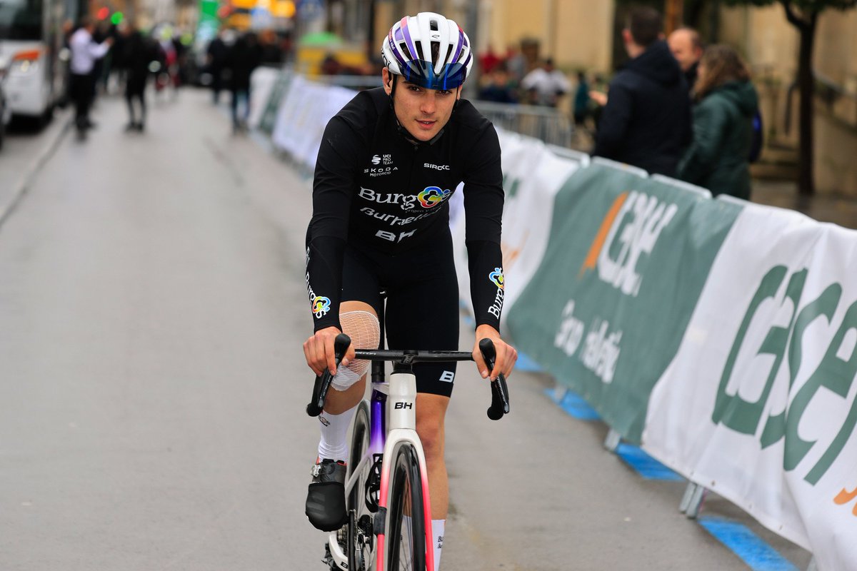 BurgosBH's tweet photo. ✌🏻😇 Primeras carreras de @MartinReyVaz como profesional

📷 @SprintCycling 

#CicloturismoBurgos #ClásicaJaén 🇪🇸 https://t.co/VLh3BtSF6K