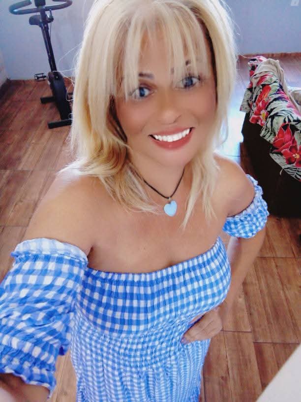 NilmaFreitas9's tweet image. A maior ilusão é achar que liderar é fácil.
Liderança é decidir e assumir quando dá certo e quando dá errado.

É lidar com conflitos, sustentar propósito
e parar de esperar aplauso.

Quem lidera vive de responsabilidade, não de reconhecimento.

#liderança #lider #motivacional