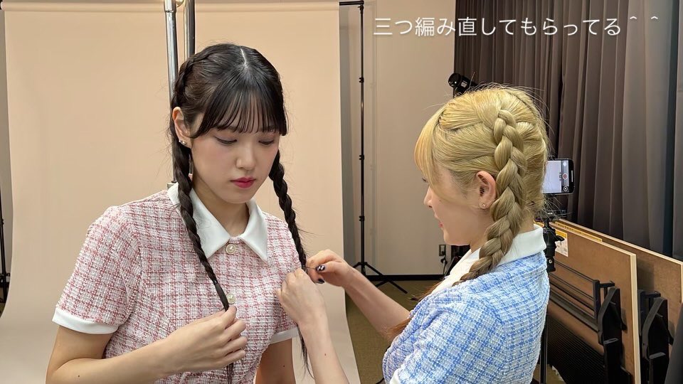 Twitterなおった！？ ちぃちゃんが舞ちゃんの三つ編み直してる超