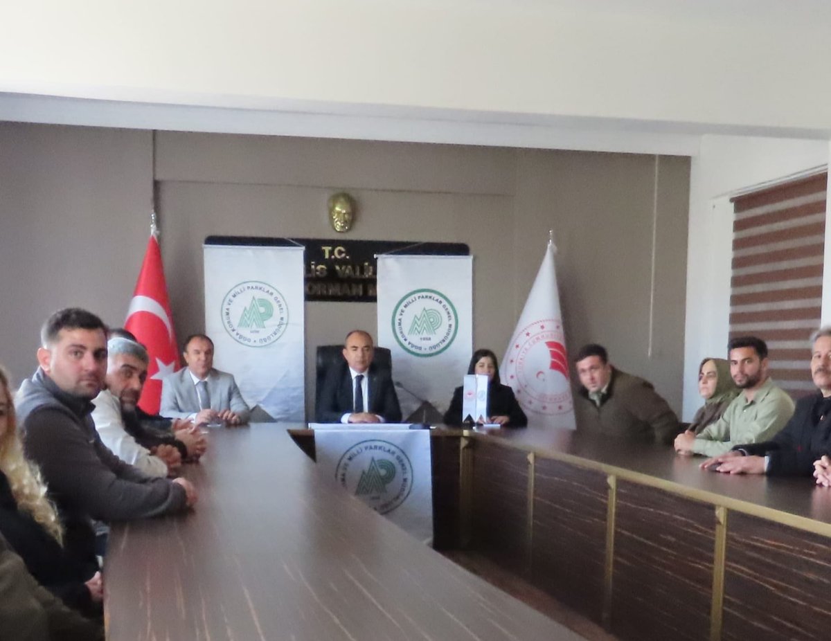 📍 Kilis

Bölge Müdürümüz Mustafa GÖZEL, Kilis DKMP Müdürlüğümüzü ziyaret etti. Ziyarette Bölge Müdür Yardımcımız Mehmet GÜRKAYNAK eşlik etti.

Gerçekleştirilen ziyarette Müdürlüğümüzün çalışmaları hakkında bilgi alışverişinde bulunulurken, yeni hizmet binamız da yerinde