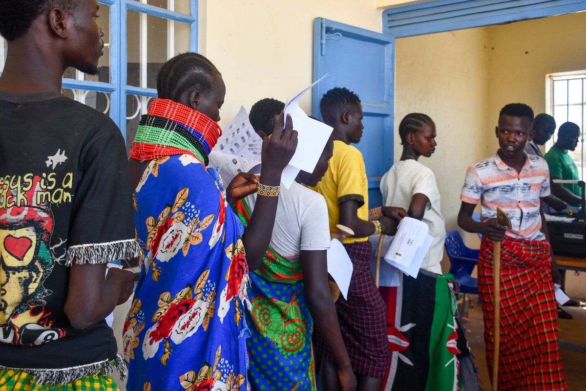 C_ServicesKE's tweet photo. The ongoing Mobile Registration Exercise in Turkana County, Nakoret Location /Kerio Delta ward has drawn families,  young people, the elderly, first- time applicants, all turning up in large numbers, with an understanding that an Identification card opens doors to opportunities and essential services. 

The people of Nakoret  understand that identity is more than just a card. 

This #Usajili_Mashinani initiative reflects the State Department's continued efforts to enhance service delivery and to ensure that no eligible citizen is left behind.
