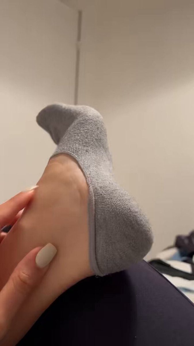 Like ce tweet pour recevoir une somme à raquer

#feet #moneyslave #paypig #moneymiss #humiliation #soumis #domina #blackmail #Lyon