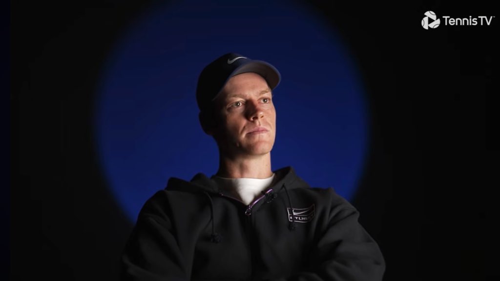 “Your family pay attention to the Winter Olympics? When you’re at tennis tournaments, do you call them a lot? Or you wait until after the tournament?” 

🦊 “I’m not anymore 13 that I call them everyday. We have a very relaxed relationship, me and my parents, me and my brother