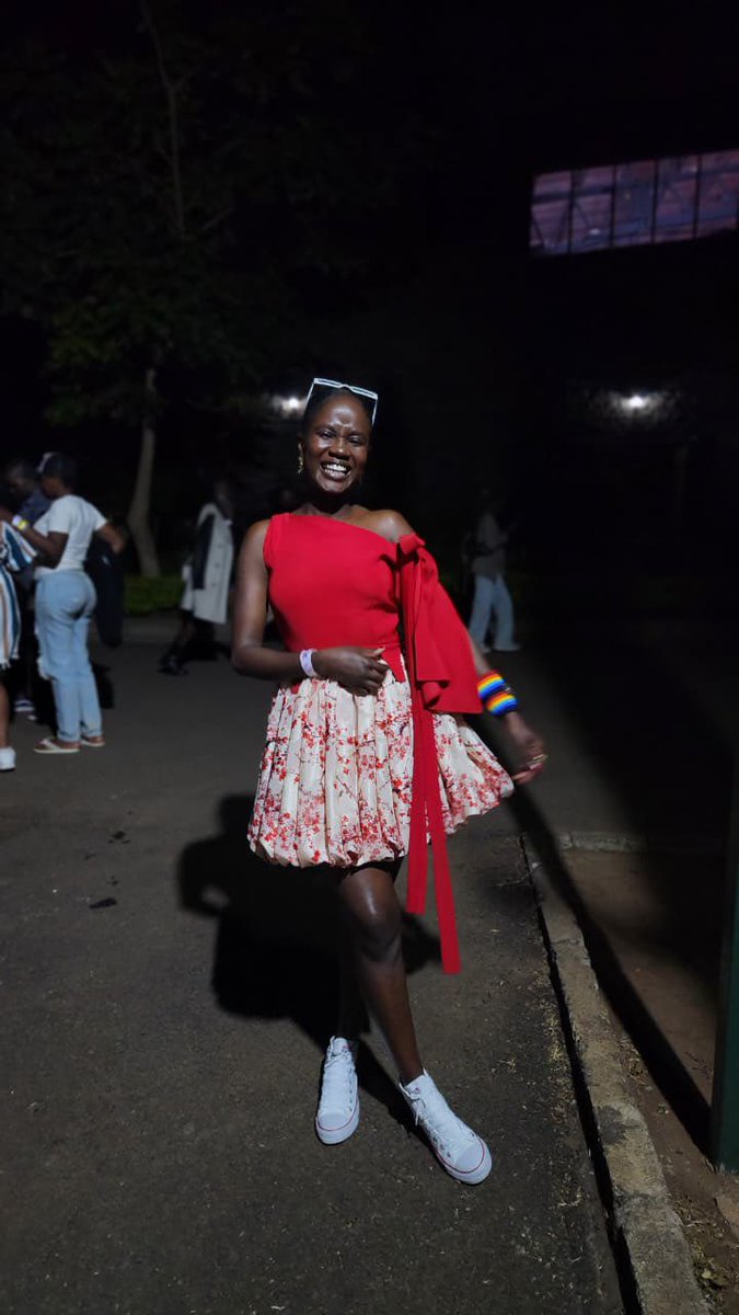 My client (shared with permission) said you guys saw her at Kondong' Klan event and immediately pointed out her dress was Kinini🥰🥰🙌🏽🙌🏽

I was so happy and so was she 🫶🏾

Thankyou 🥰🫶🏾