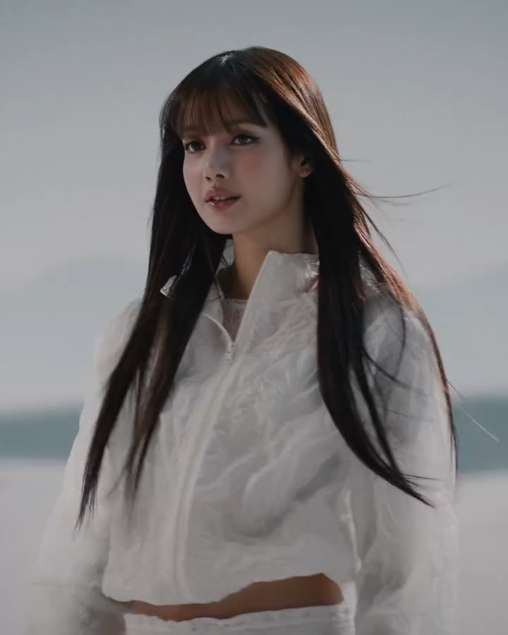 Fullress tweet media