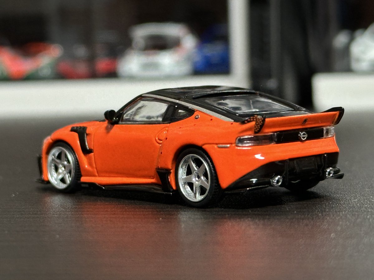 MINIGT Nissan Z Veil Side FFZ400をお迎え。フェアレディZのRZ34型を
