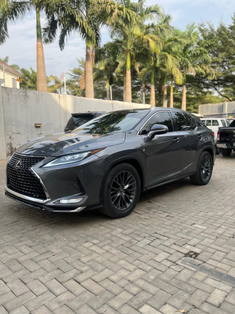 ChauffeurMac's tweet photo. Extremely Clean 2017 Lexus Rx350 (F-Sport).
Red on Black Interior Design.
Double Panoramic View.

Price: 35m Net
Location: Abuja
☎️08138573913 https://t.co/bUbqIkeri8