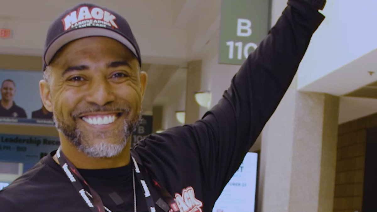 Equip Exposition tweet media