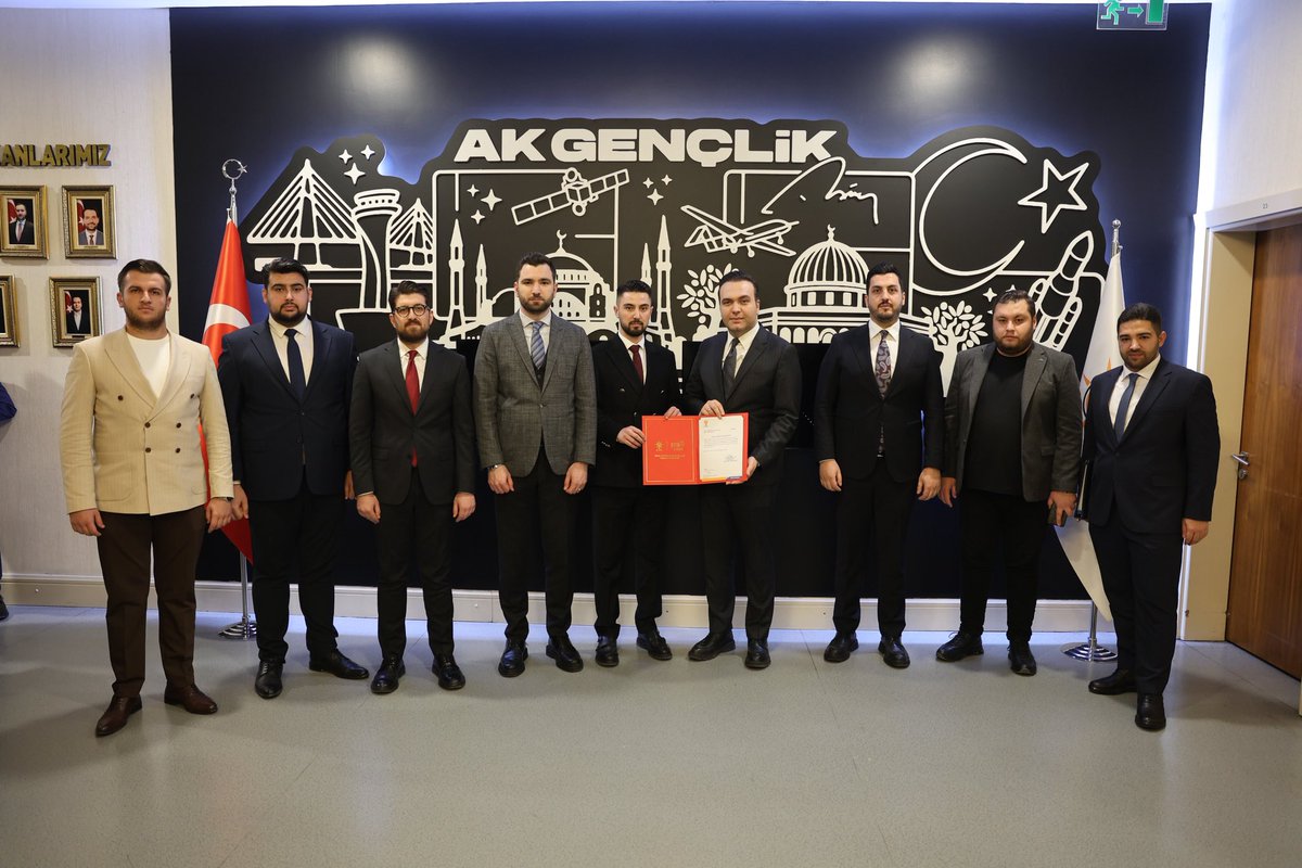 Sincan İlçe Gençlik Kolları Başkanlığı Alperen Buğra Şen kardeşimize emanet.

Görevi devreden Celalettin Kesgin’e bugüne kadar vermiş olduğu emeklerden dolayı teşekkür eder, Alperen kardeşimize yeni görevinde başarılar dilerim.

AK Partimize ve Ankara teşkilatımıza hayırlı olsun.