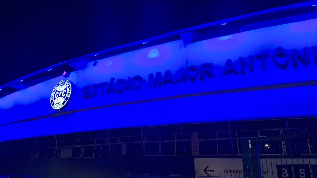 BOA CAUSA!

Couto Pereira azul? Entenda o motivo para o <a href="/Coritiba/">Coritiba</a> ter mudado a cor do estádio:

bandab.com.br/esporte/times/…