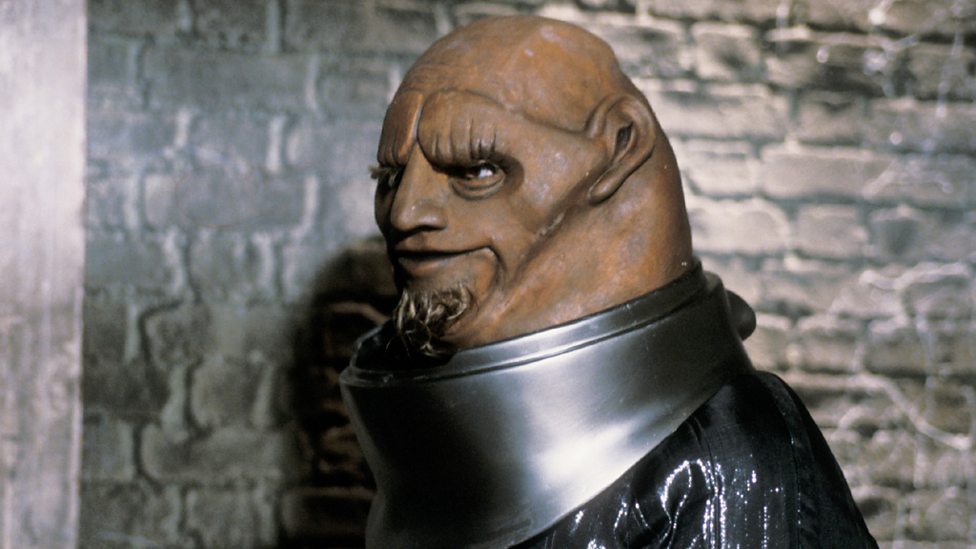 atruedrwhofan's tweet photo. #OTD 1985: The Second Doctor and Jamie teamed up with The Sixth Doctor and Peri to stop the Sontarans getting time technology in #DoctorWho #TheTwoDoctors Episode One https://t.co/2x1U1WQtMU