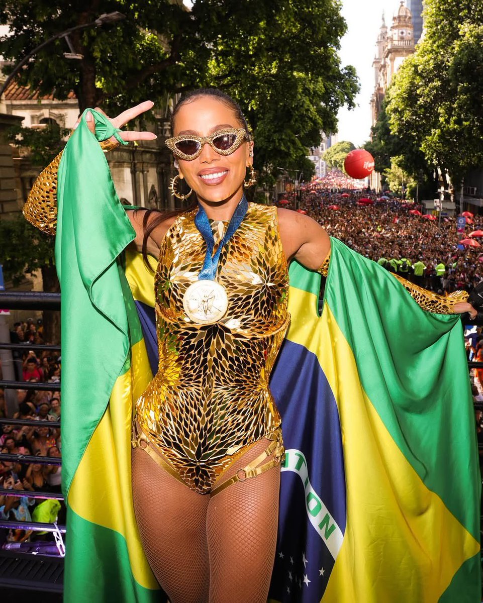 Anitta Press tweet media