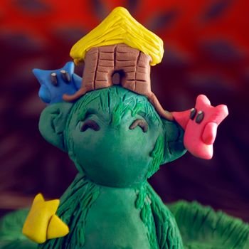 Hi Shy fam,
After 13 years in Colombia, I’m returning home to Venezuela with my family. A full-circle moment.
To support this transition, I’m opening custom art commissions 🎨
pieces with identity &amp; soul
💰 0.5 SOL
📩 DMs open
If you’d like to support this journey, I’d be honored