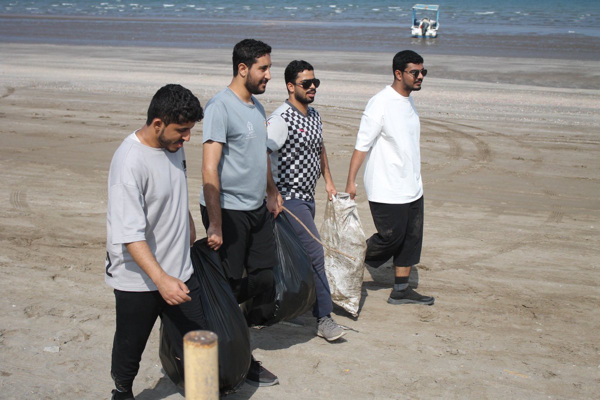 كلية العلوم الزراعية والبحرية tweet media