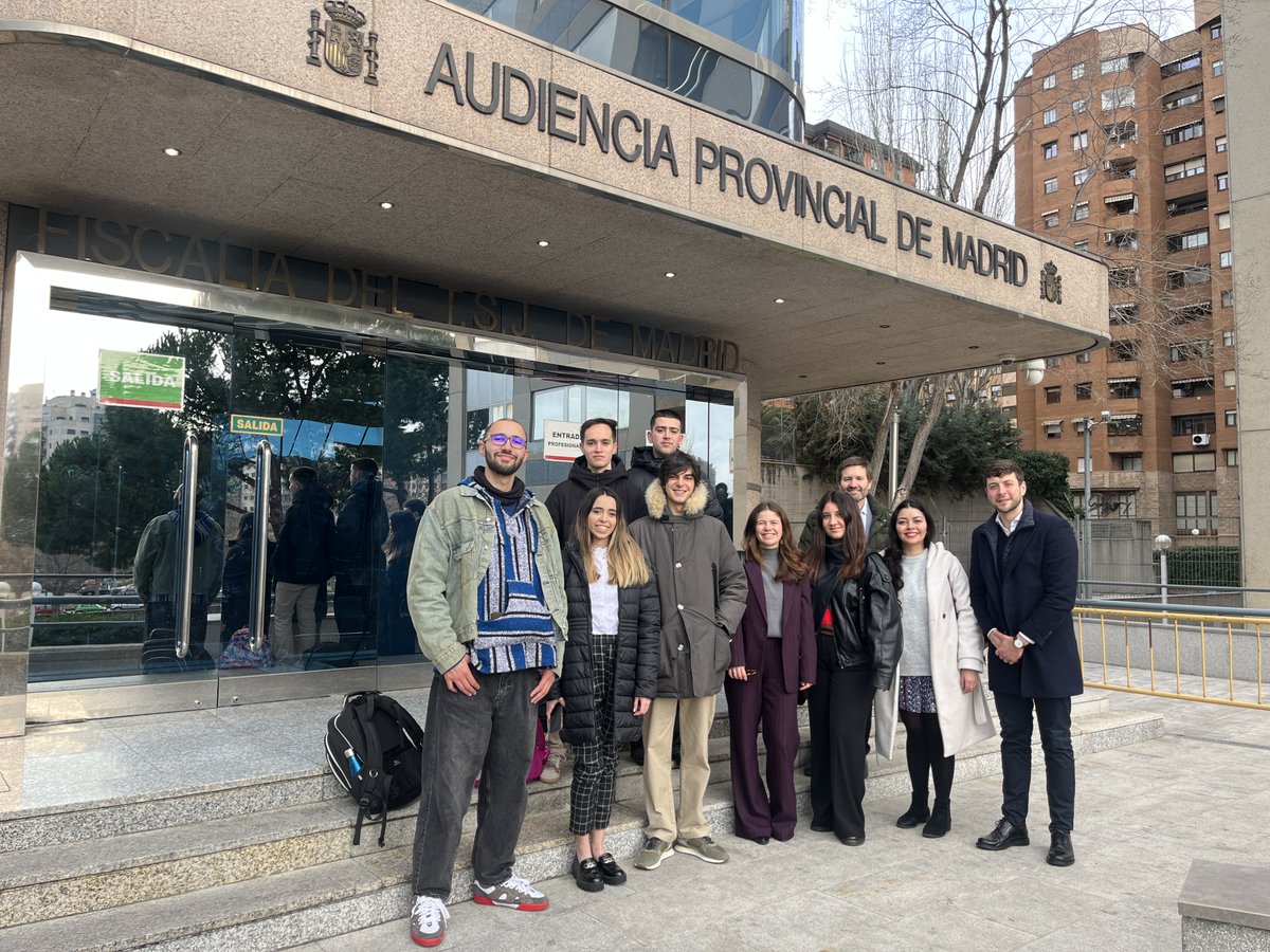 EFE Escuela tweet media