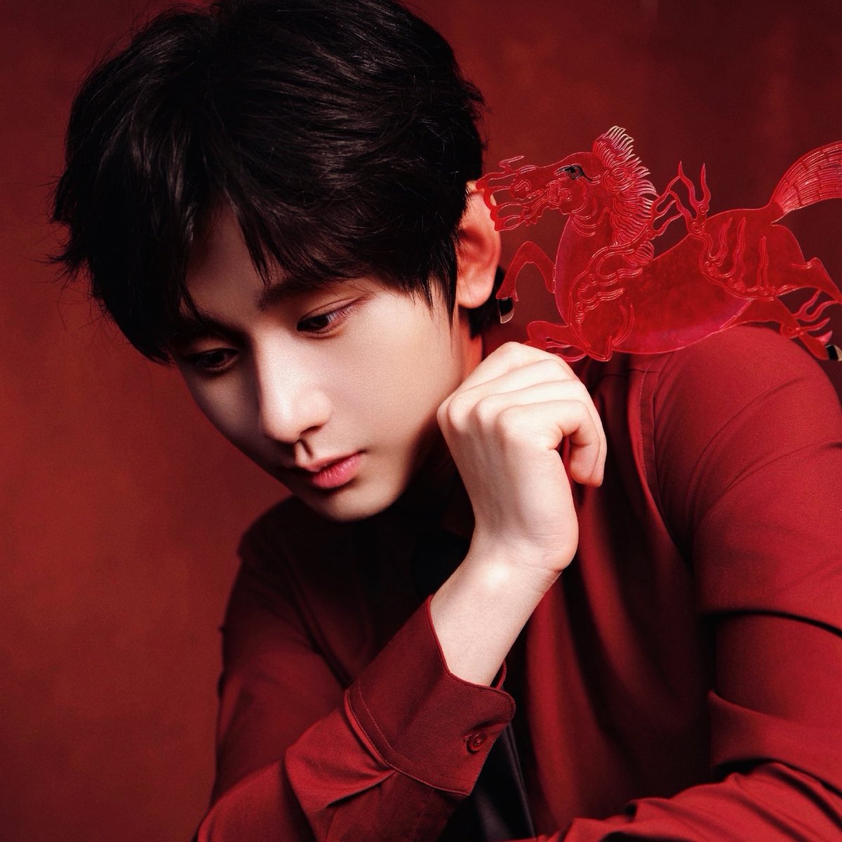 ใบหน้า100%พี่เฉิงอี้น่ะนะ 20%เป็นตาจมูกปาก ส่วน80%เป็นแจ้มมมมมมมม!!!