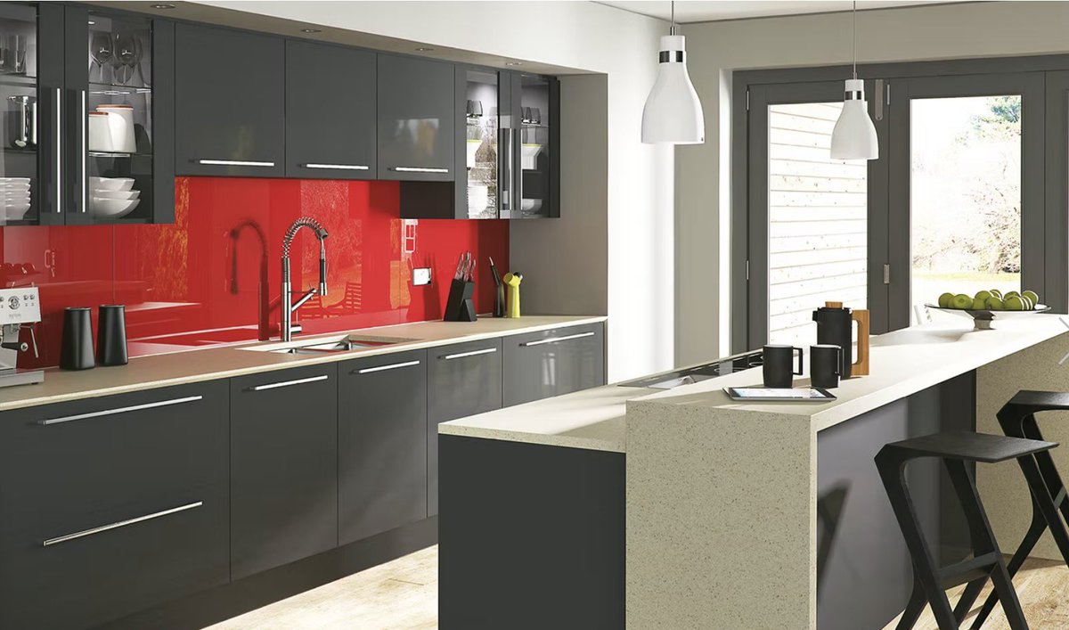 allaboutnewport's tweet image. Modernize your space for less. Give your kitchen or bedroom a "facelift" without the cost of a full redesign.

To discuss your vision! 📞 Finson Interiors 01952 977964 or allaboutnewport.co.uk/newport-shrops…

#NewYearNewKitchen #KitchenGoals #HomeRenovation #InteriorDesign  #allaboutnewport
