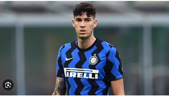 csalux's tweet photo. #Bastoni #InterJuve #BastoniOUTNazionale #Simulation #SerieA 
Ricordiamoci sempre che ha commesso un irregolarità di gioco, e non ha ammazzato nessuno! https://t.co/6uHVG0qxwK