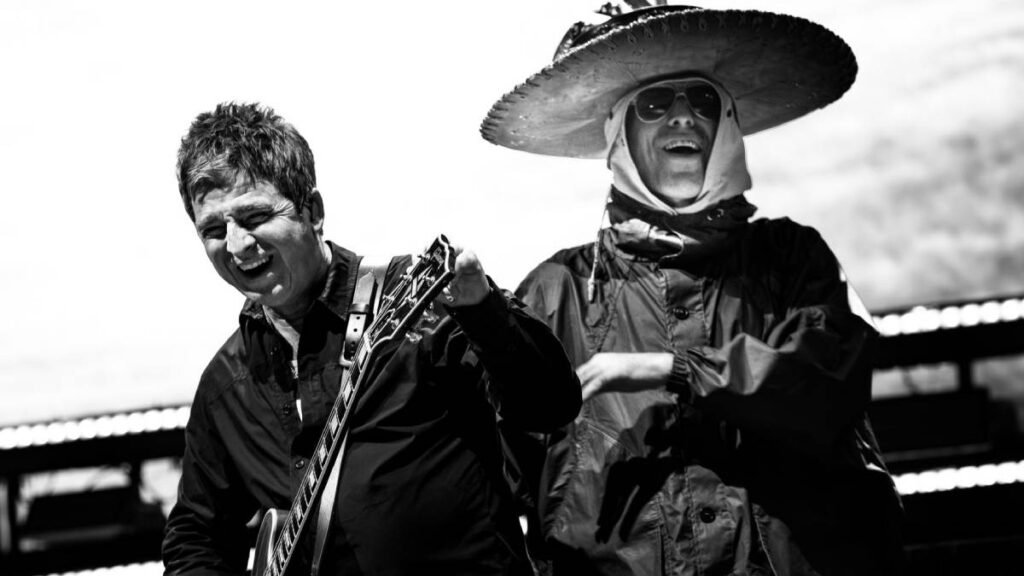 🚨OASIS estará de vuelta en los escenarios en 2027 y probablemente con música nueva!!! Más info pronto...

#oasis #ticketsmx