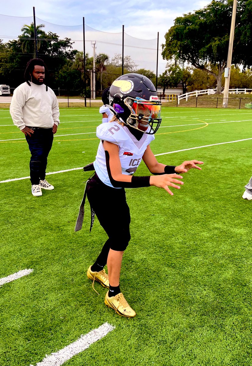 JuicemanKyle5's tweet photo. Broward vs Dade All Star 💫 X Fire 🔥 vs Ice 🧊 All Star 💫 #thankful https://t.co/qNSBQgavhK