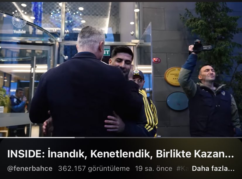 mematullahi's tweet photo. @AngElif_1907 Evet abi ya baya rahatsızlar XD şöyle futbolcu ayırt etmeden hepsine baba gibi sevgisini, güvenini, saygısını hissettiren bir başkan bulmuşsunuz laf ediyorsunuz valla inanılmaz, kaldı ki aynı tutumu tedesco da yapıyor futbolculara. https://t.co/Ep5Zfx5frQ