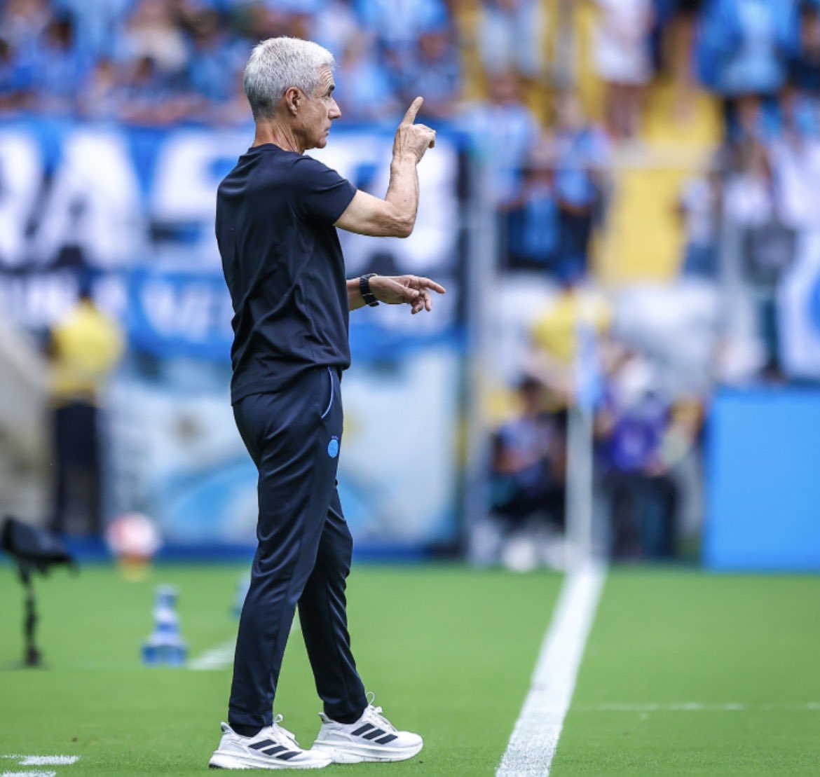 Soccer News Grêmio tweet media