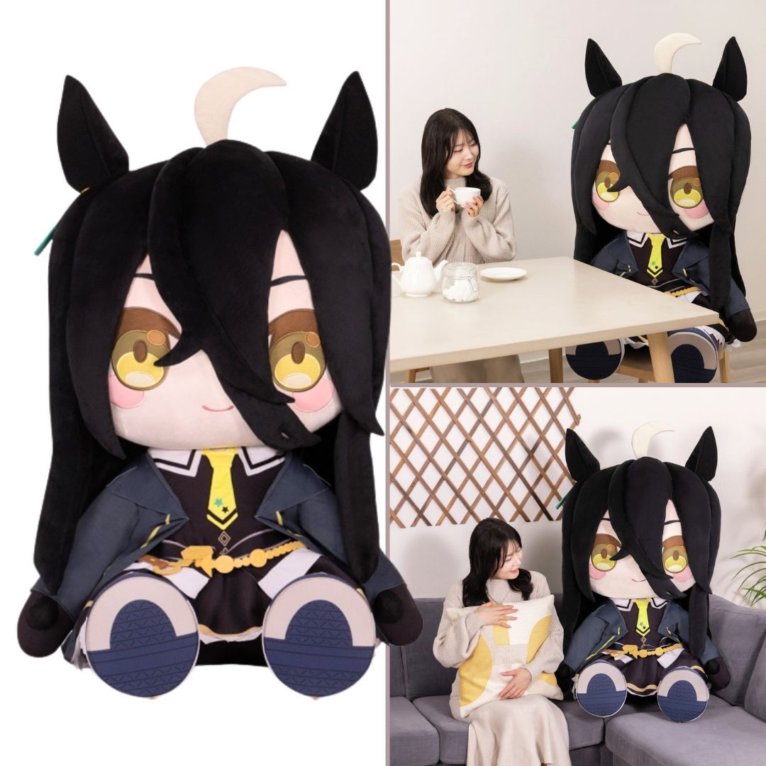 Meet your new roommate: Manhattan Cafe ☕🖤 Super oversized, super cozy, super iconic. 
Would you make space for her? 
 
#Umamusume #ManhattanCafe