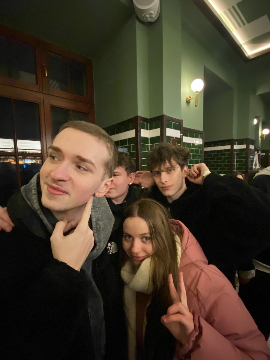 Lunatyczka tweet media