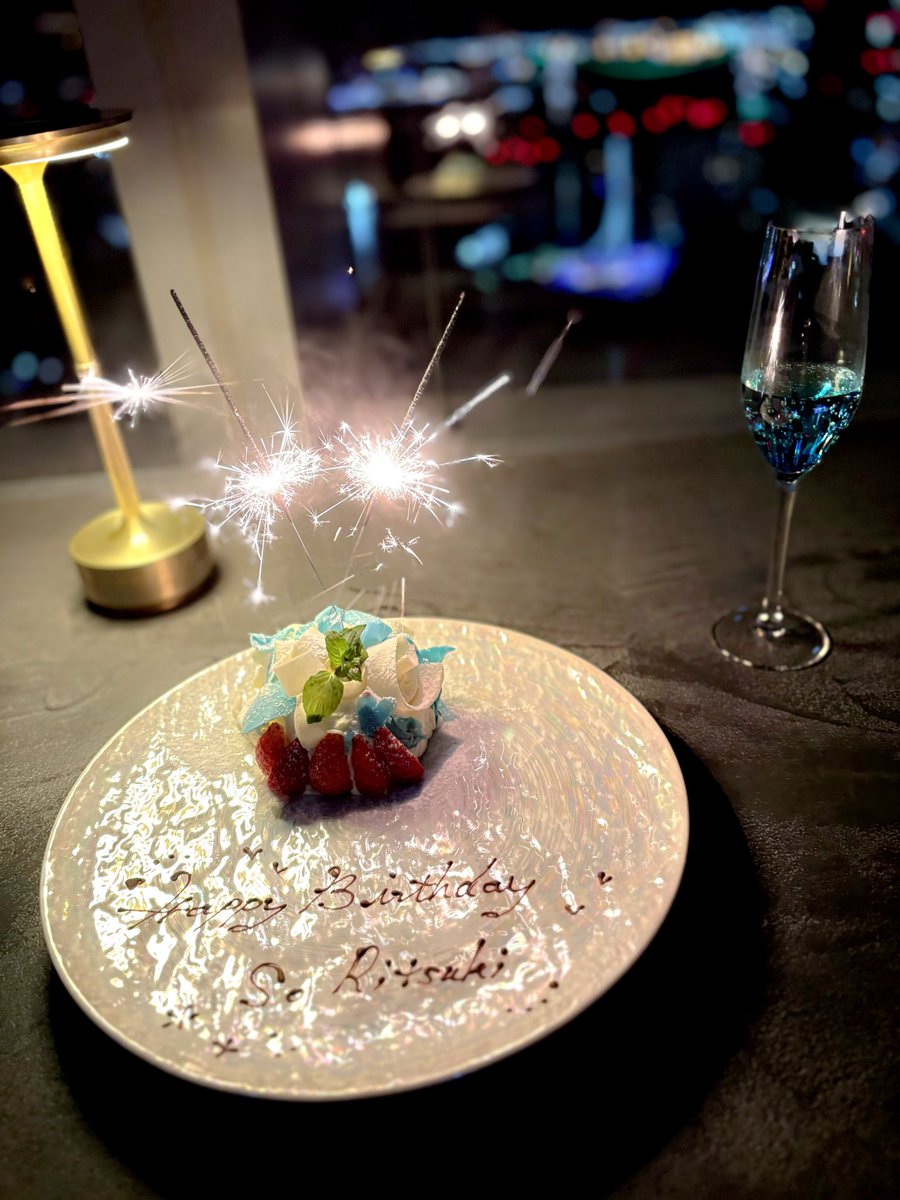 ohayosokun's tweet photo. 律希奏さんお誕生日おめでとうございます🎂✨
律希さんの新しい1年も沢山の幸せに溢れたものになりますように🪽

#律希奏 さん https://t.co/lKxwV2k0W9