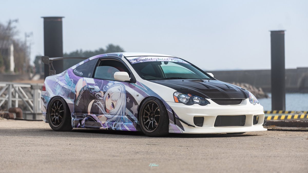 リファ tweet media