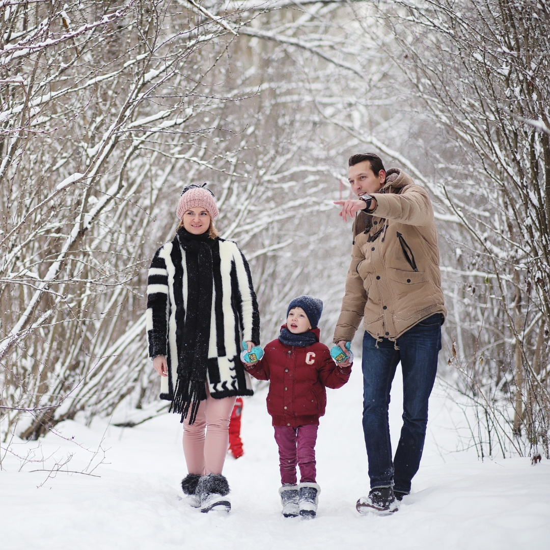 Happy Family Day! 🎉 Here are some family-friendly activities to make the most of this special long weekend:

❄️ Skate the Rideau Canal
🎨 Canadian Children's Museum
🏛️ Canadian Museum of Nature
⛷️ Camp Fortune

Happy Family Day Everyone!