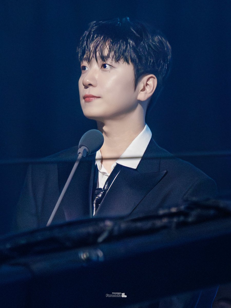 원트 사진은 약간 야매 보정본이라...
정식보정(?)을 낋여보았어요😌