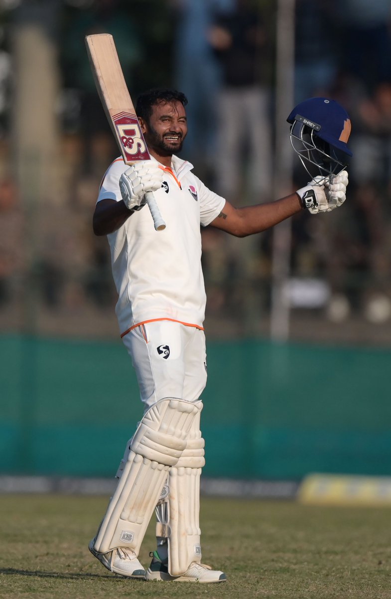 🚨 HISTORY ALERT 🚨

Earlier today, Paras Dogra became only the second batter after Wasim Jaffer to score 10,000 runs in the Ranji Trophy