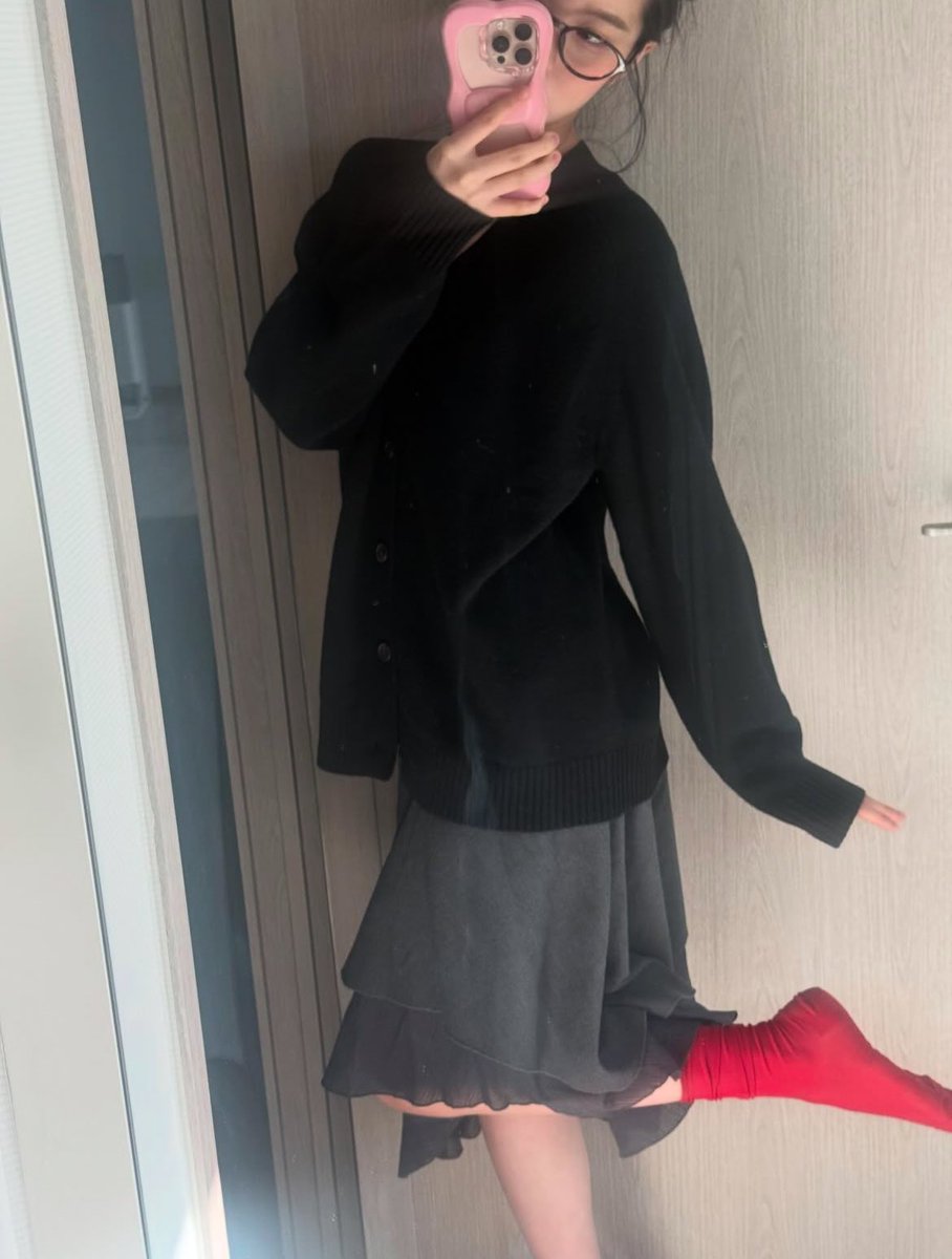 jiheon pics! tweet media