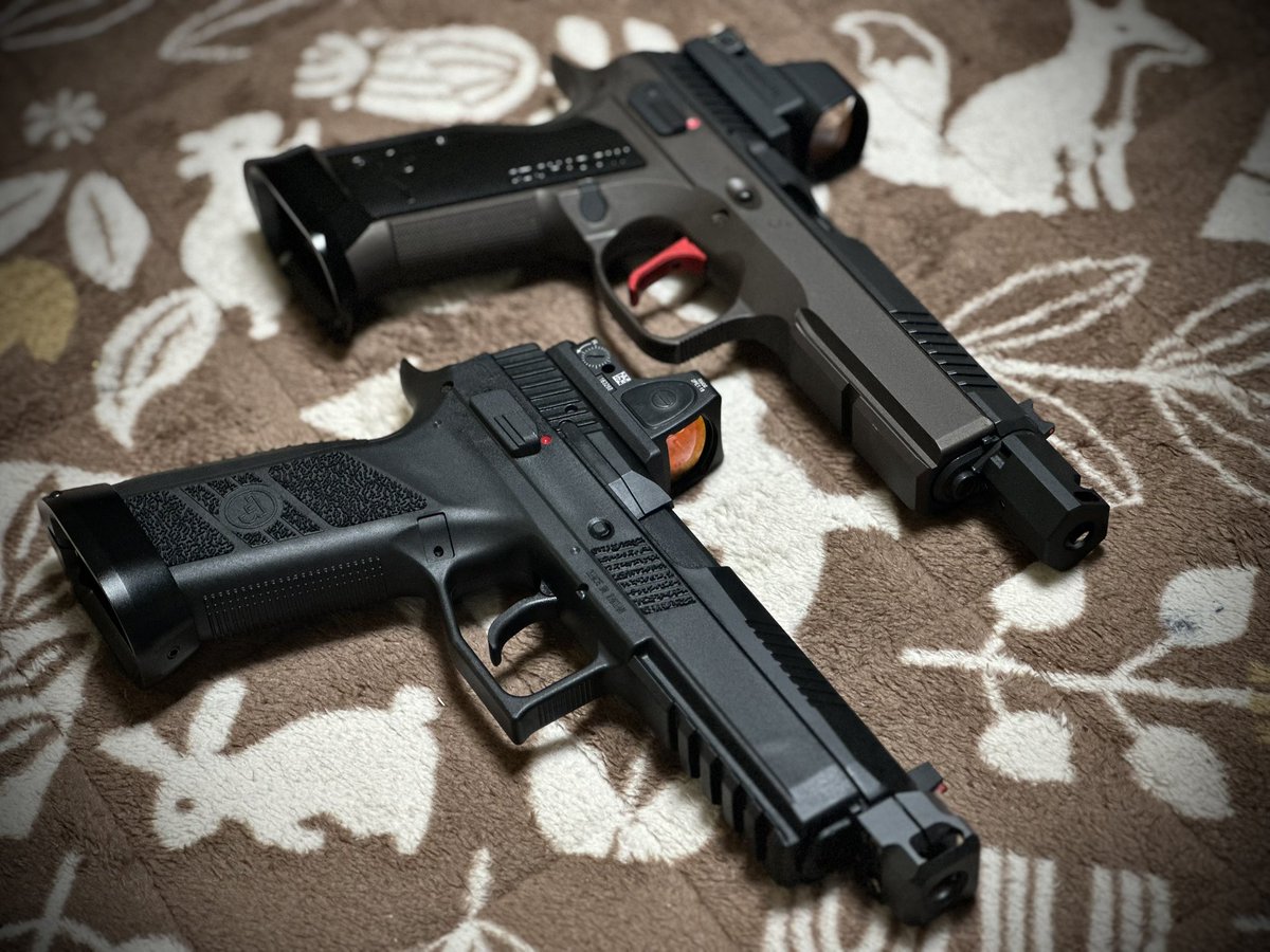 nekonabestation's tweet image. この組み合わせの方が良いですかねぇ
わたし的には
コンペンセイターは短めの方が好みかもしれません。
P09はこの長さの方が可愛い？かも。

#shadow2 #P09 #carbon8 #カーボネイト