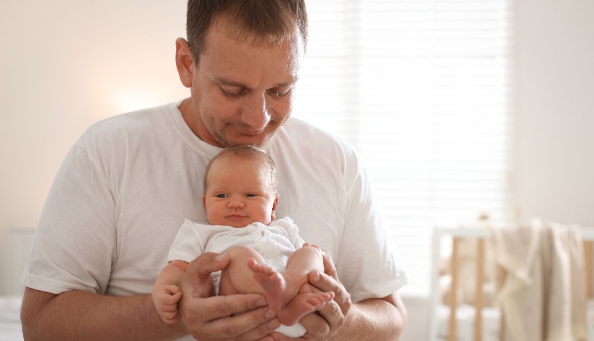 Le #congé paternité n’est plus un tabou, il devient la norme. 👶

Aujourd’hui, 81 % des pères prennent plus d’une semaine après la naissance de leur enfant, mais tout le monde n’est pas encore logé à la même enseigne...

On vous explique pourquoi ici👇
hellowork.com/fr-fr/medias/c…