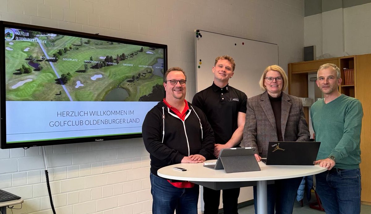 BDelmenhorst's tweet photo. Abschlag Golf – Besuch im Sportkurs Golf am Beruflichen Gymnasium Wirtschaft 😀

Mit großer Vorfreude startete der neue Sportkurs Golf des Beruflichen Gymnasiums an der BBS I Delmenhorst in das zweite Schulhalbjahr.

#BBS1Delmenhorst #Delmenhorst #Sport https://t.co/o2ZDoVFm5N