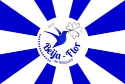 vozdosamba_'s tweet photo. HOJE TEM O SEGUNDO DIA DOS DESFILES DO GRUPO ESPECIAL 

Mocidade Independente de Padre Miguel
Beija-Flor
Viradouro 
Unidos da Tijuca

E aí… pra quem vai a sua torcida hoje?
Qual desfile você tá mais ansioso pra ver?

A Sapucaí vai ferver

#CarnavalVDS https://t.co/fSCX6Z3q9E