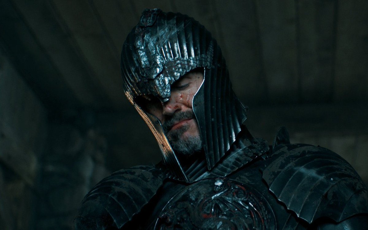 miguelaraizac's tweet photo. La cosa con Game of Thrones como franquicia es que sus puntos bajos son bajísimos pero sus puntos altos no tienen comparación hoy en día en el cine o televisión “blockbuster”. Pocas sagas logran crear ese tipo de emoción https://t.co/bOKBwj99RS