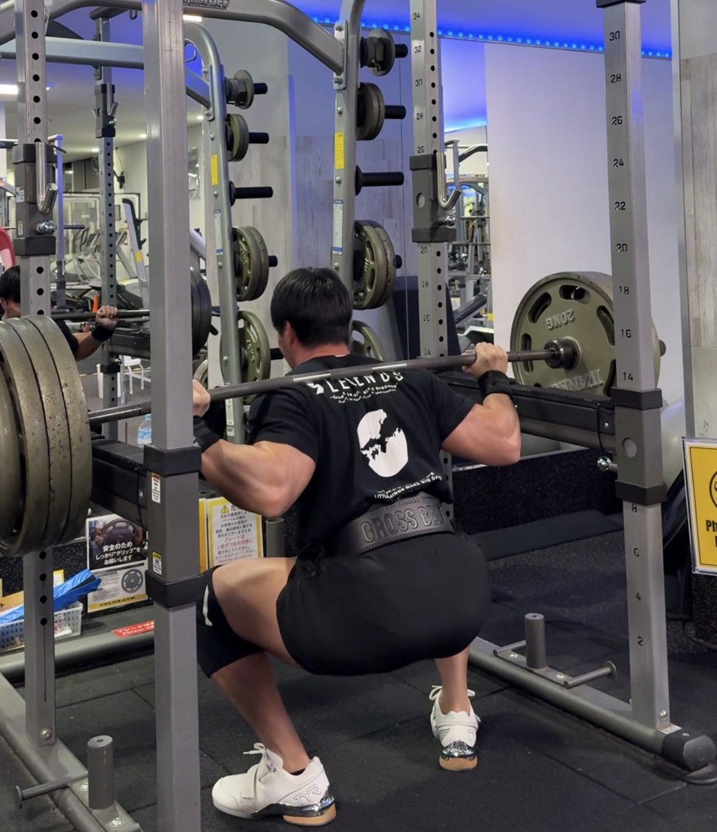 脚トレ用のギア クロスグリップ→RDLやブルスク用 クロスベルト