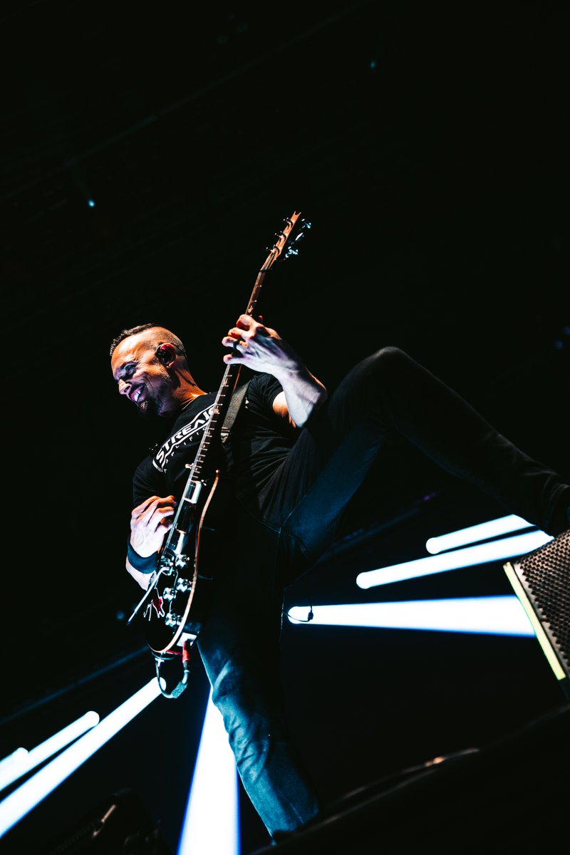 Alter Bridge tweet media