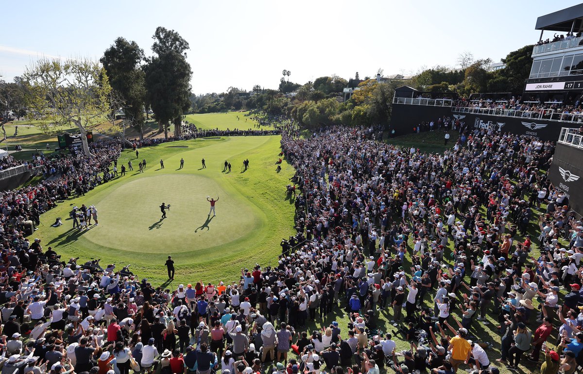 Final stop of the west coast swing. 

Happy Riv week. 😍