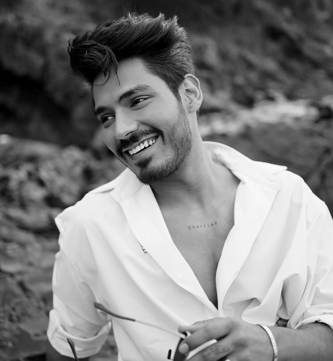 Diggy_TM's tweet photo. Digvijay was doing good in every aspect be it performance be it hype. There are many contestants who are doing nothing but still in the show. 

Jhund Bana ke Nikala is not gameplay. 

BRING BACK DIGVIJAY https://t.co/xlkDROxCAt