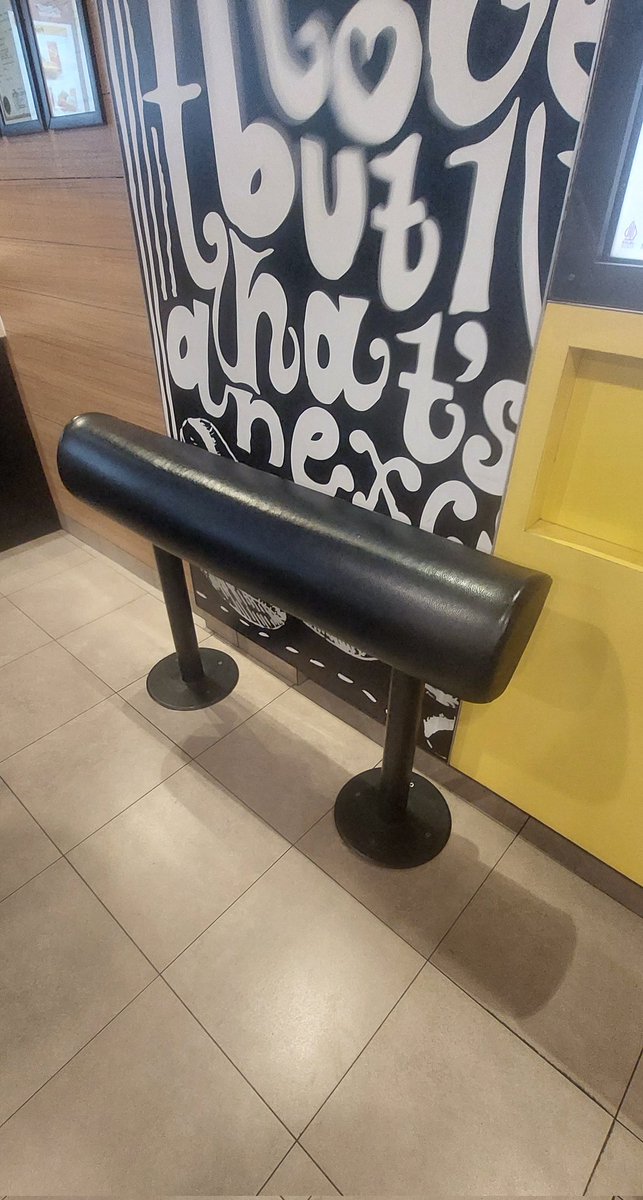 yodee van der woodsen tweet media