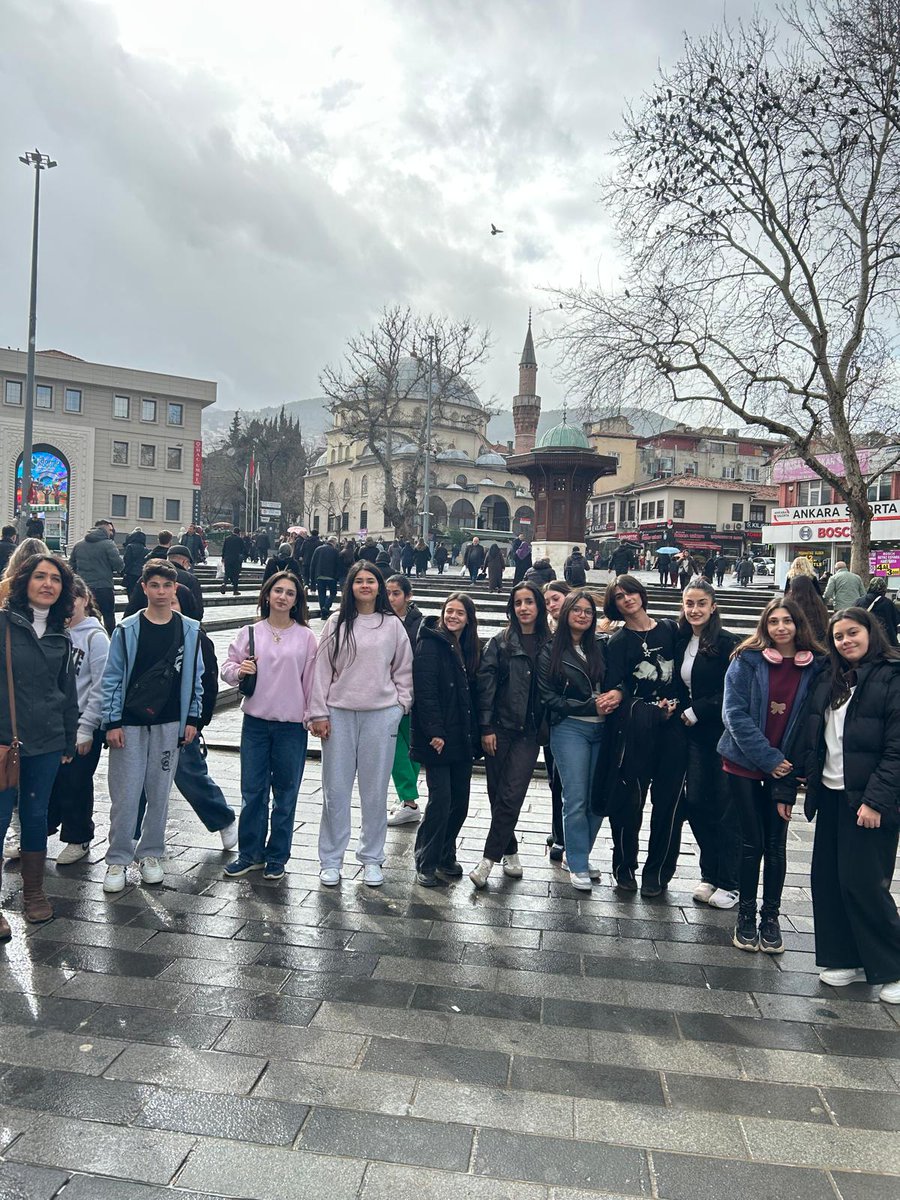 Kimya Teknolojisi Alanı 9. Sınıf öğrencilerimiz,  Rudolf Duraner Firması ve Hanlar Bölgesi'ni kapsayan teknik gezide meslek alanlarını ve Bursa'yı daha yakından tanıma fırsatı buldular.
#hsy2mtal 
#kampüsünyıldızı 
#öndevehepönce
#kimyateknolojisi