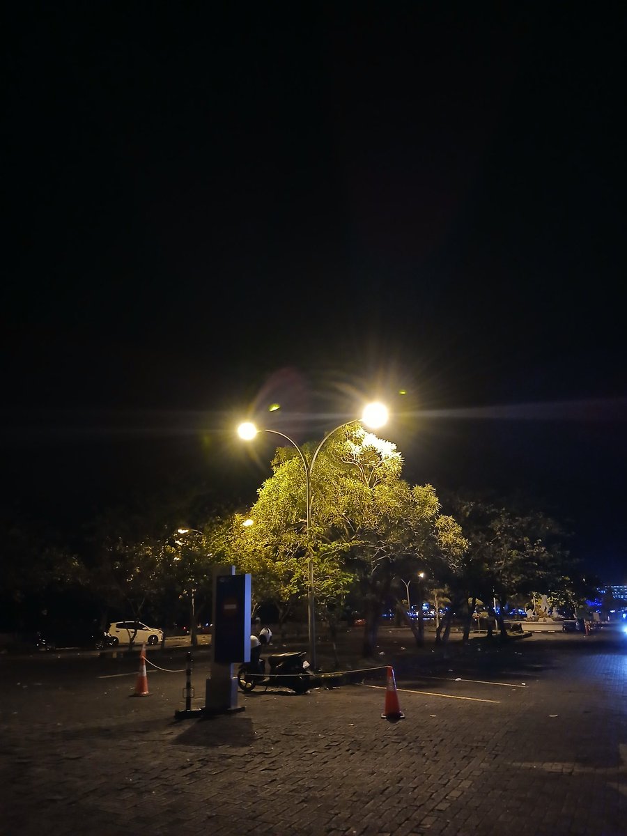 Ozzie's_ tweet media