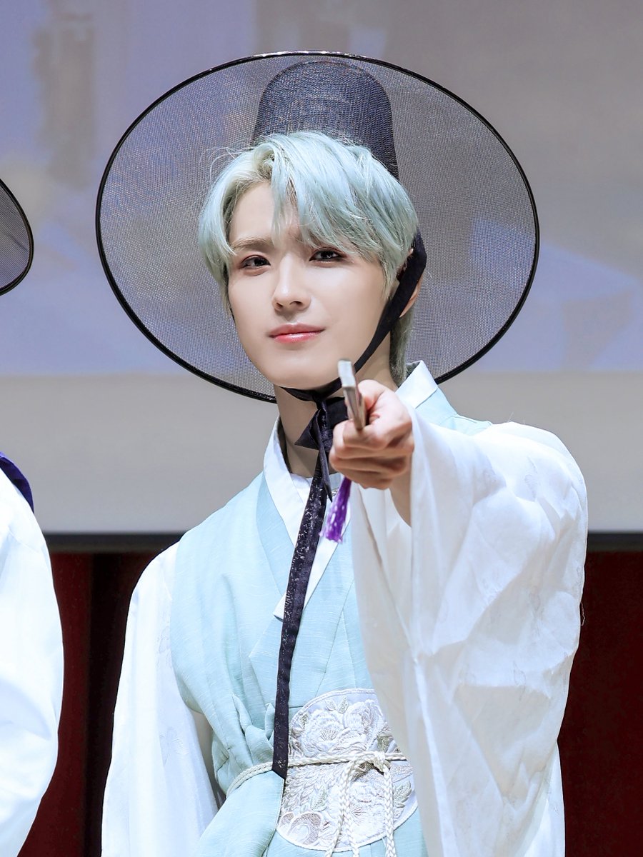 쮸 ᩚ tweet media