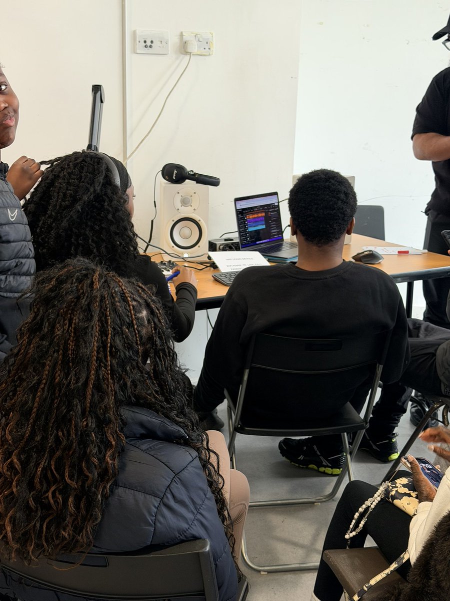 Active Horizons tweet media